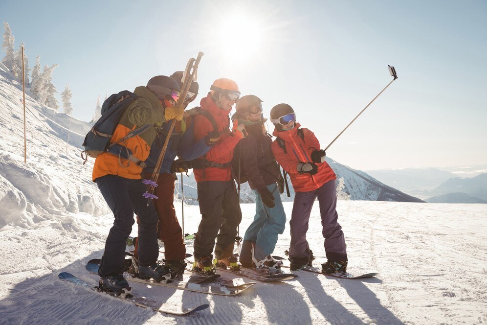 group skiers taking selfie mobile phone_107420 96447