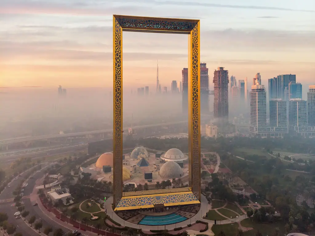 6k89okl90llxkpaivdaorrog17ep_Dubai_Frame_2a468cf635 1